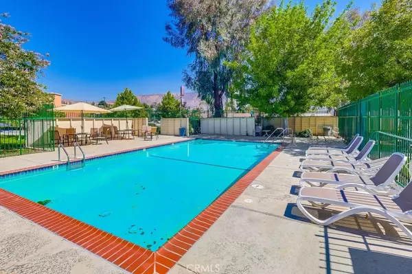 Sunland, CA 91040,10435 Newhome Avenue #7