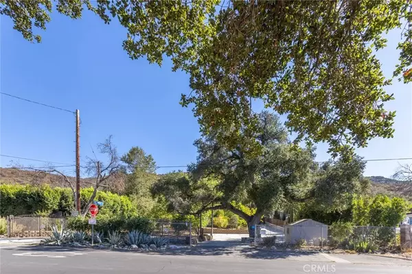 Sunland, CA 91040,7804 Mcgroarty Street