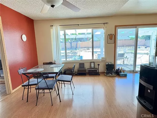 Victorville, CA 92392,14195 Whispering Sands Drive