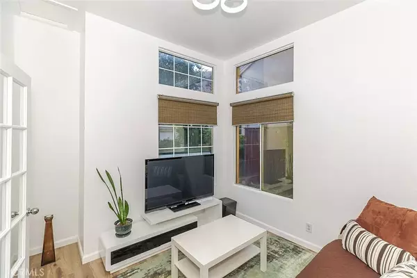 Canyon Country, CA 91387,30030 Grandifloras Road