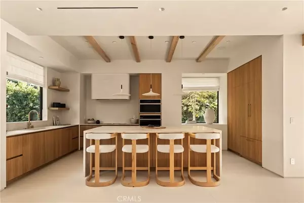 Studio City, CA 91604,4046 Shadyglade Avenue