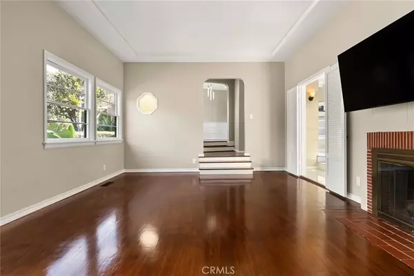Glendale, CA 91206,3202 E Chevy Chase