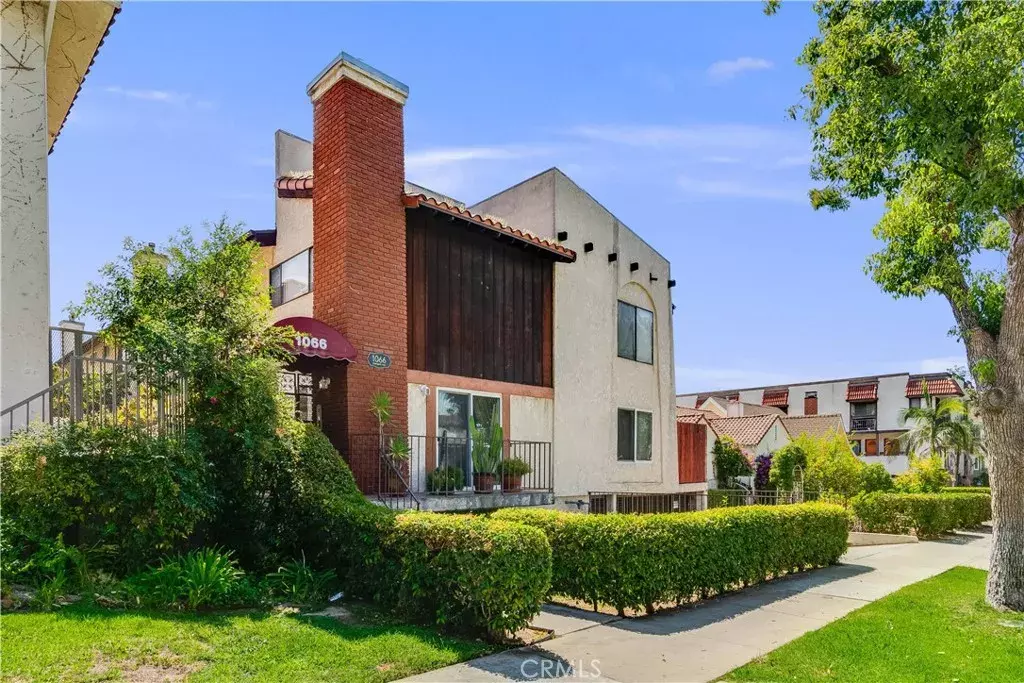 Glendale, CA 91201,1066 Thompson Avenue #5