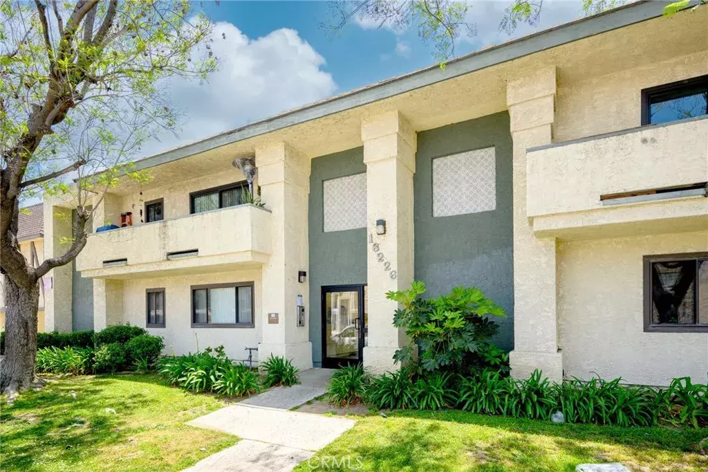 Van Nuys, CA 91406,16226 Vanowen Street #103