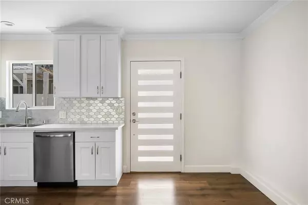 Van Nuys, CA 91405,7058 Willis Avenue