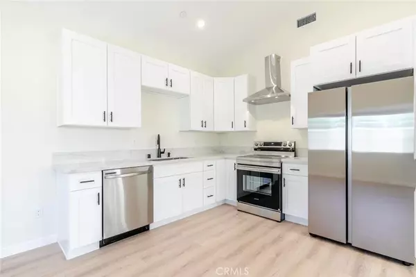 North Hollywood, CA 91605,11937 Burton