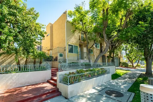 10260 Plainview Avenue #44, Tujunga, CA 91042