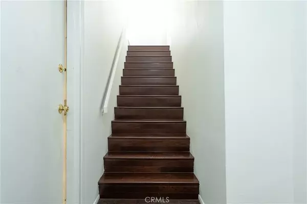 Sunland, CA 91040,10506 Sunland Blvd #6