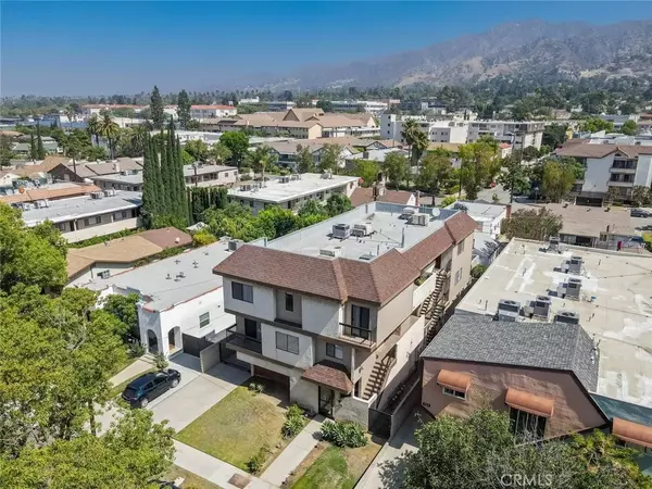 Glendale, CA 91202,569 Palm Drive #1