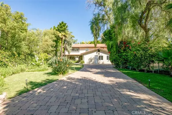 Chatsworth, CA 91311,21301 Bermuda