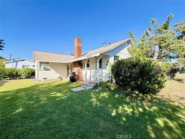 7625 Bellaire Avenue, North Hollywood, CA 91605