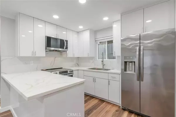 Northridge, CA 91343,8965 Mclennan Avenue