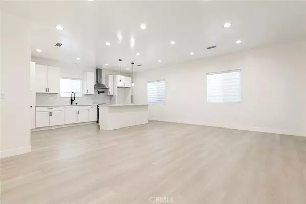 Granada Hills, CA 91344,11325 Collett Avenue