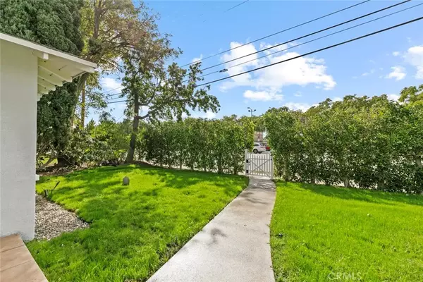 Granada Hills, CA 91344,10450 Balboa