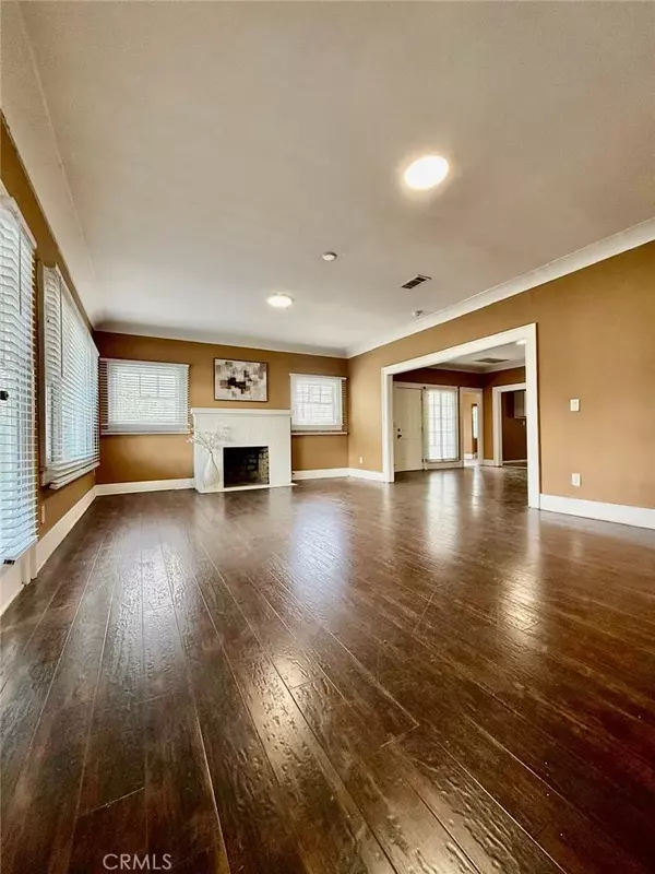 San Bernardino, CA 92405,507 W 17th