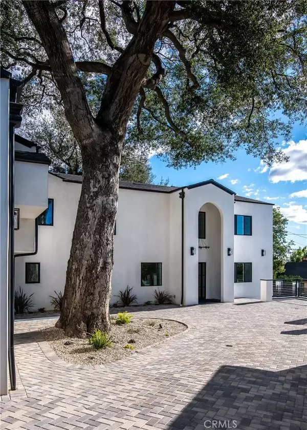 La Crescenta, CA 91214,3011 Frances