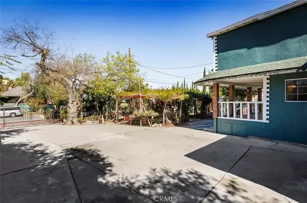 Highland Park, CA 90042,383 S Avenue 52