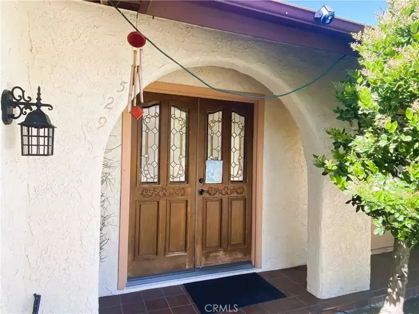 Tujunga, CA 91042,9257 La Shell Drive