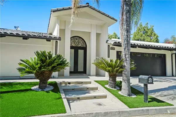 18911 La Montana, Tarzana, CA 91356