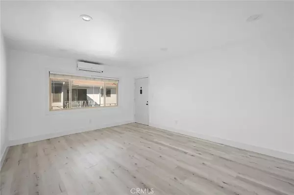 West Hollywood, CA 90046,7969 Norton Avenue #15