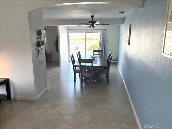 Palm Springs, CA 92262,2290 N Victoria