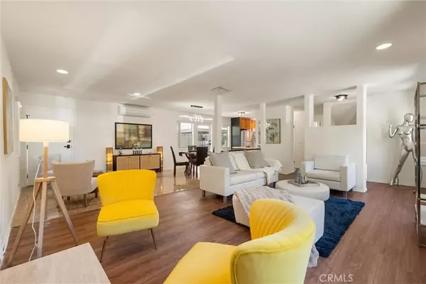 Los Angeles, CA 90065,4558 Jessica Dr