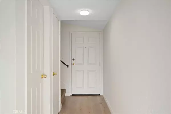 La Crescenta, CA 91214,3105 Montrose Avenue #4