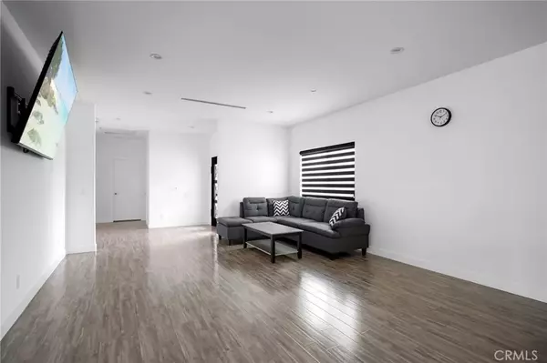 North Hollywood, CA 91605,13311 Wixom