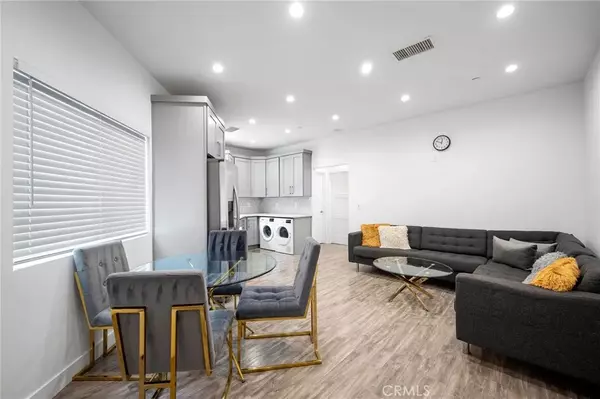 North Hollywood, CA 91605,13313 Wixom