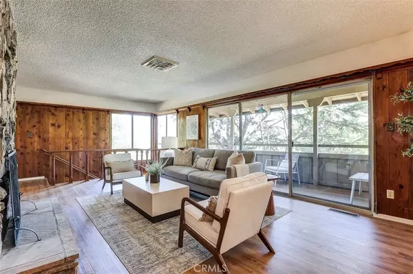 Sunland, CA 91040,7951 Glenties Lane