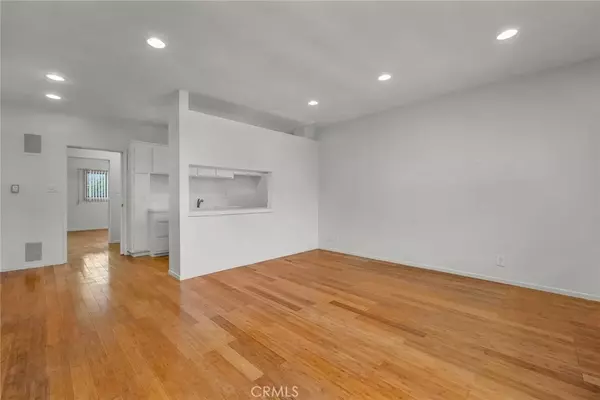 West Hollywood, CA 90046,1255 N Harper #23