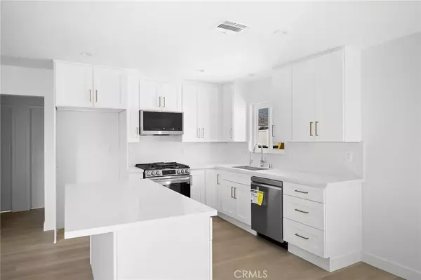 Burbank, CA 91501,708 E Magnolia Boulevard #D