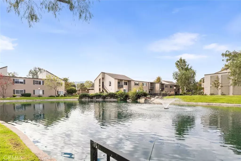 Valencia, CA 91355,24430 Nicklaus Drive #L2