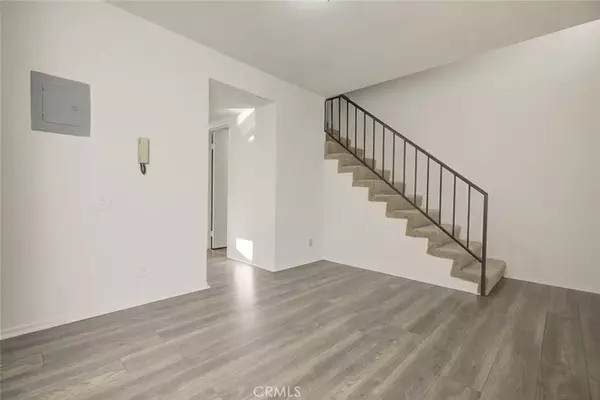 Glendale, CA 91206,604 N Kenwood Street #1