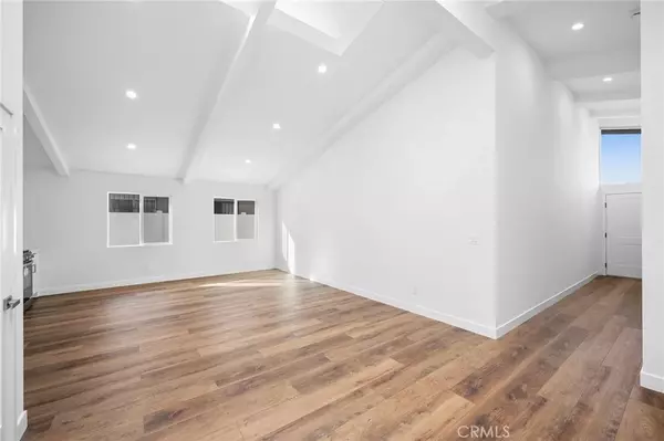 North Hollywood, CA 91605,13010 Hartland