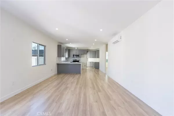 Burbank, CA 91505,2131 N Pepper