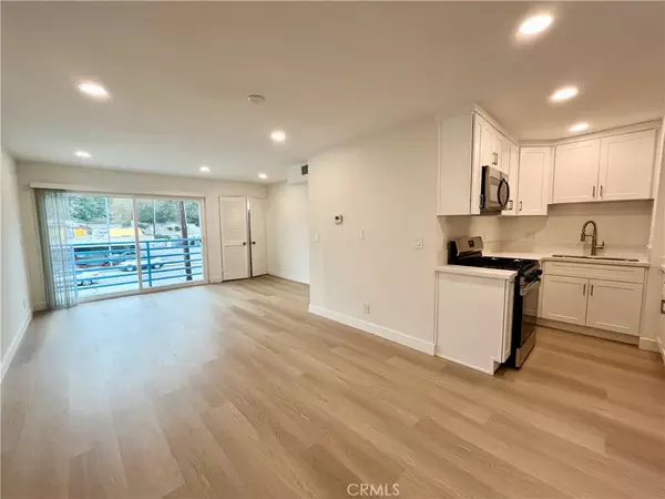 Glendale, CA 91214,3016 Honolulu Avenue #7