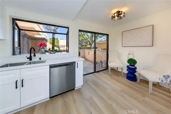 North Hills, CA 91343,15035 Nordhoff Street #115