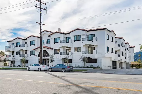 Montrose, CA 91020,2340 Montrose Avenue #303