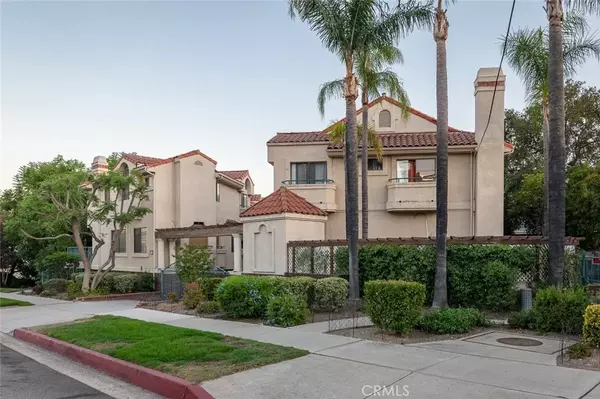 2930 Montrose Avenue #102, La Crescenta, CA 91214