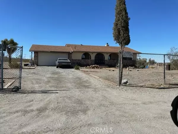 12554 El Esteban Road, Phelan, CA 92371