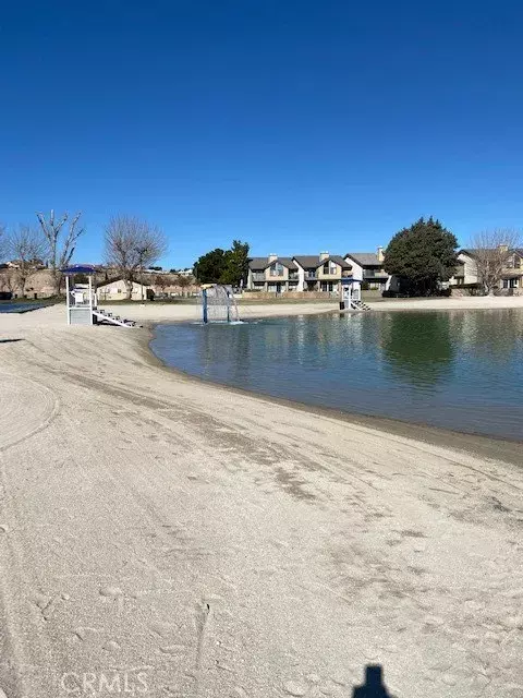 Victorville, CA 92395,18185 Lakeview