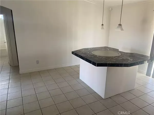 Victorville, CA 92394,15875 Puesta Del Sol Drive