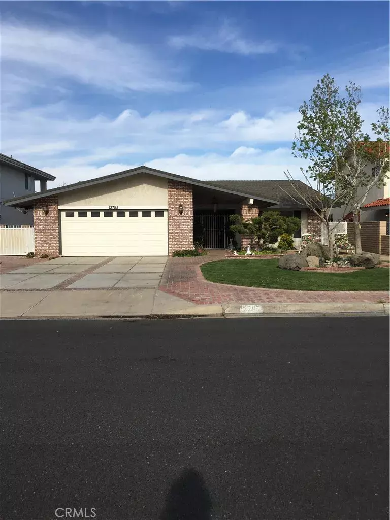 Victorville, CA 92395,13795 White Sail Drive