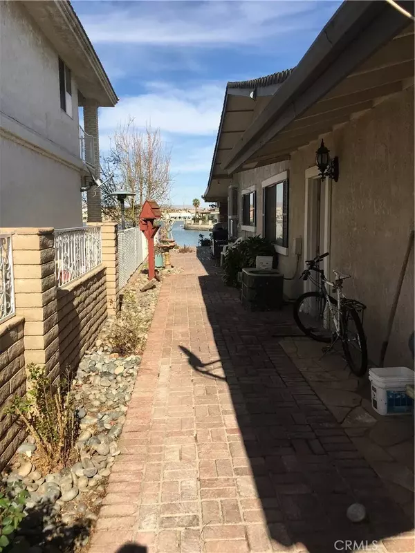 Victorville, CA 92395,13795 White Sail Drive