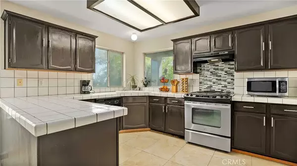 Palmdale, CA 93550,237 Taos Place