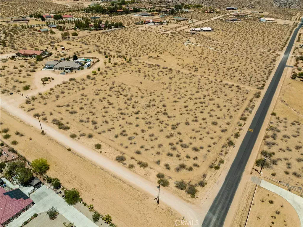 Apple Valley, CA 92307,23732 South