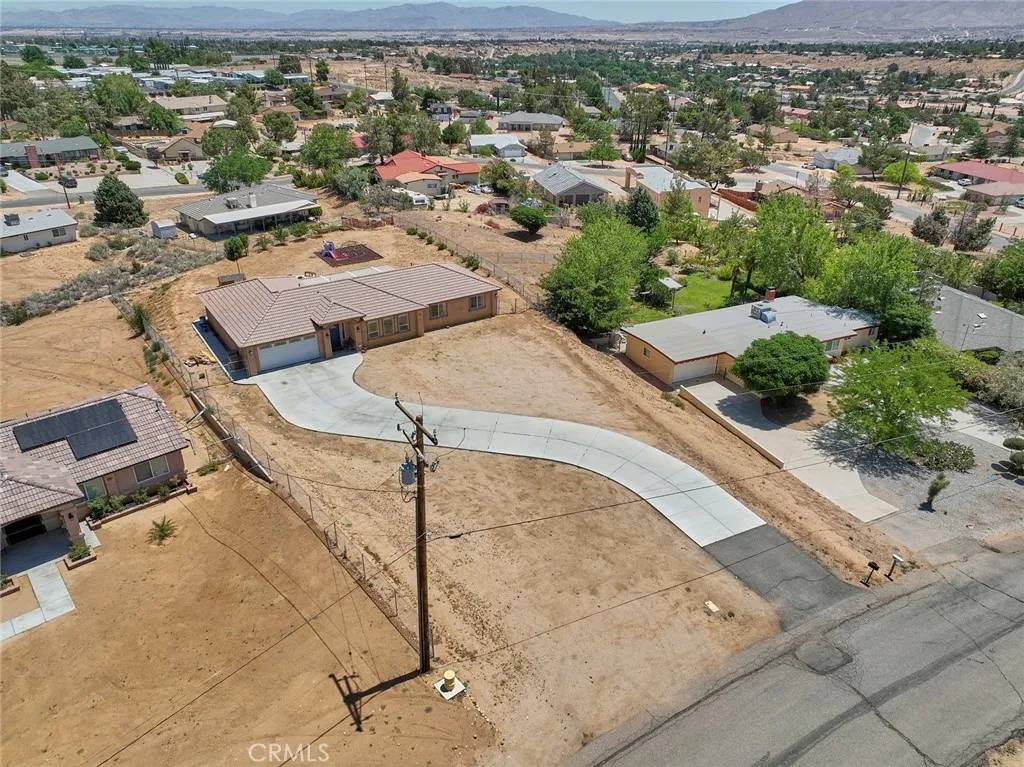 Hesperia, CA 92345,16906 Elm Street