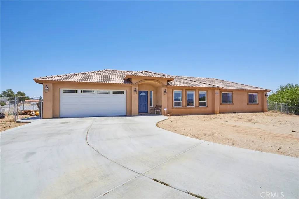16906 Elm Street, Hesperia, CA 92345