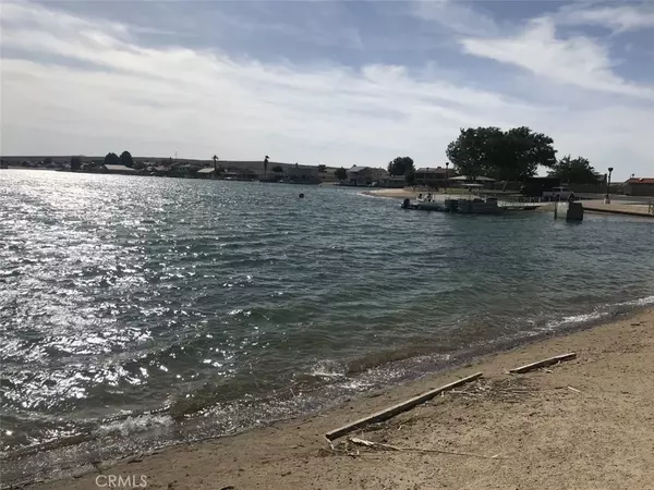 Helendale, CA 92342,26734 Blue Water